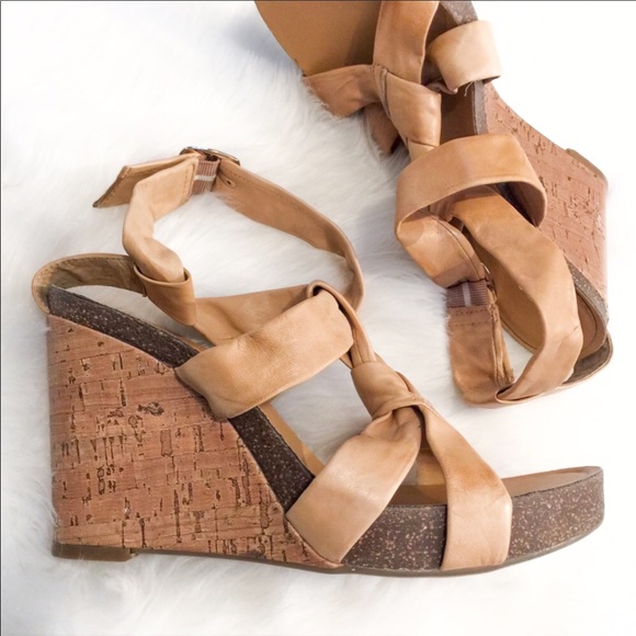 BCBG Shoes - FINAL♥️NWOT BCBG Talina Ankle Leather Wedges 8.5